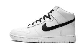 Nike Dunk High Reverse Panda