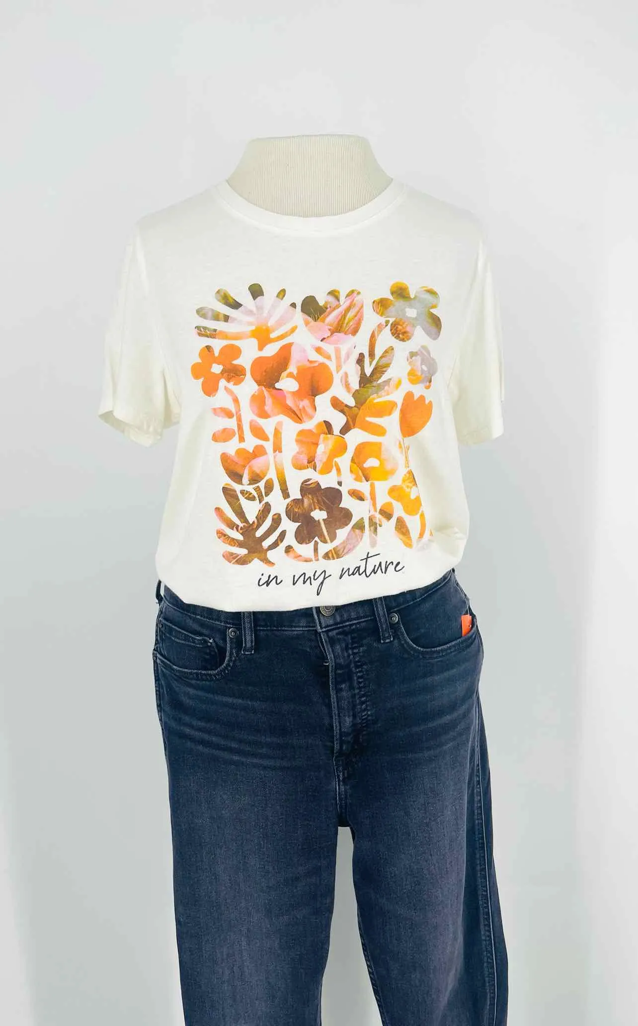 Old Navy Size M Cream/Orange Screen Print Tops Top-Short Sleeve