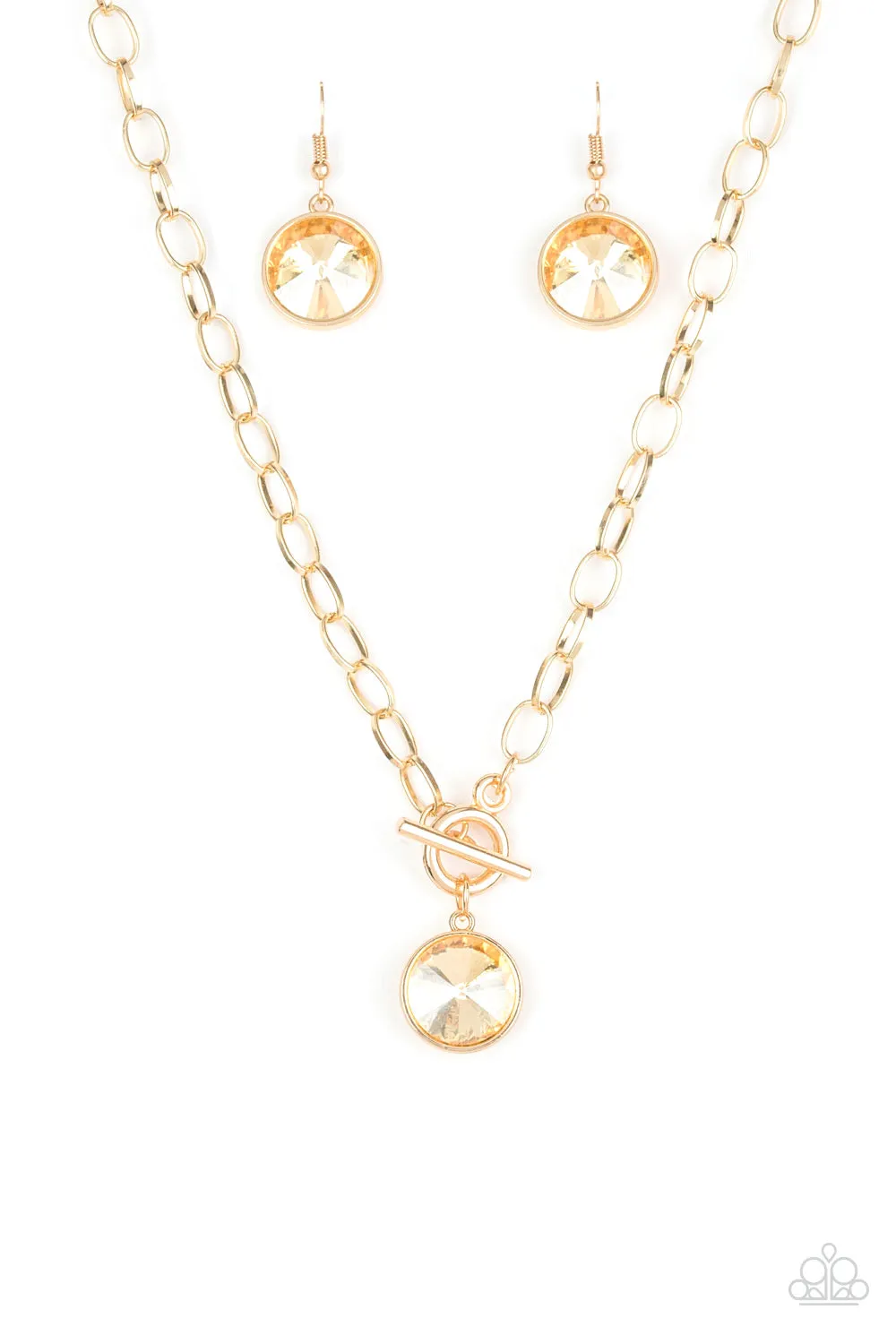 She Sparkles On Gold-Necklace